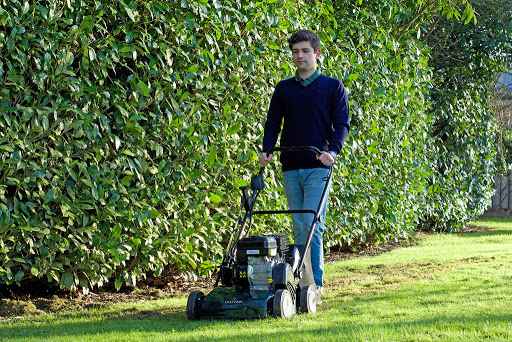 When To Scarify Your Lawn